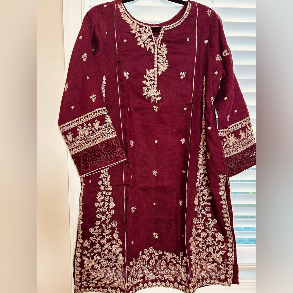 Pakistani maroon azure brand khari net 3piece farshi selwar suit